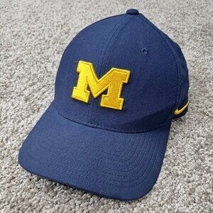 Nike Michigan Wolverines Baseball Hat Flex Fit Classic 99 NCAA Blue OS